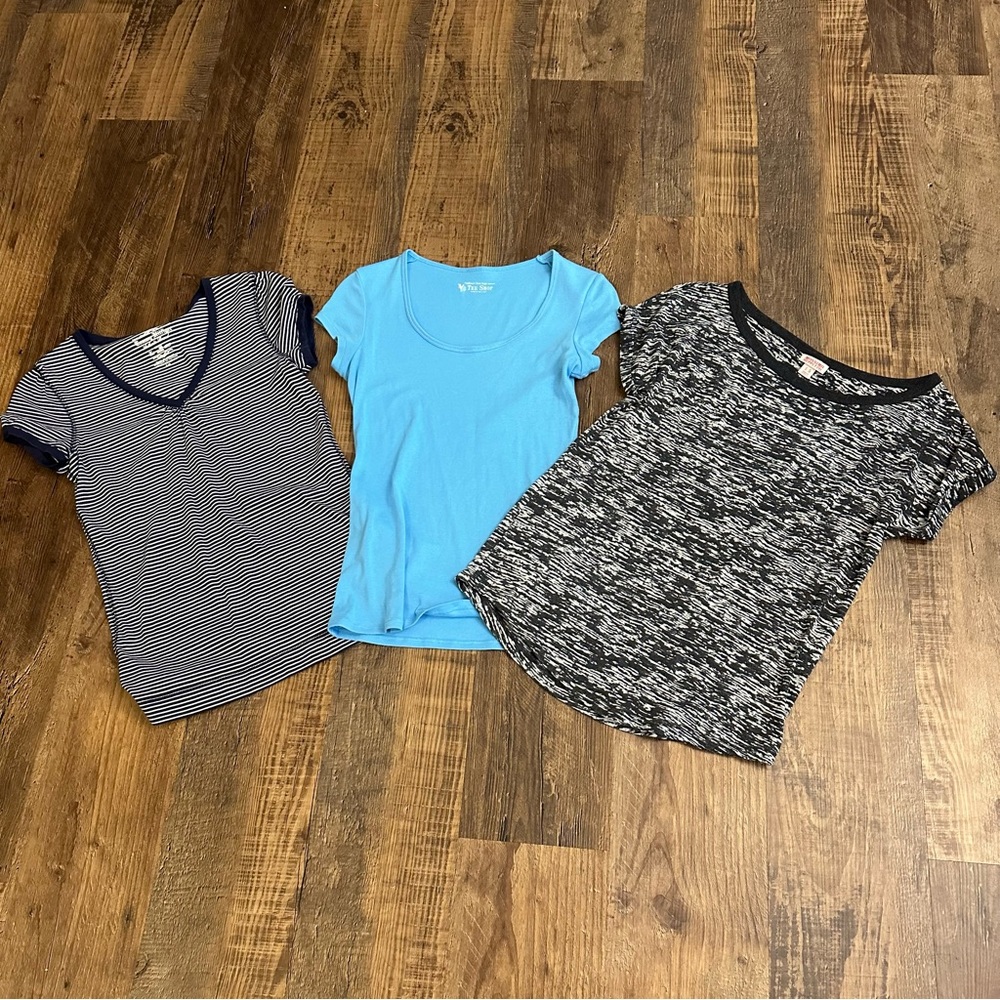 3 Small Tops